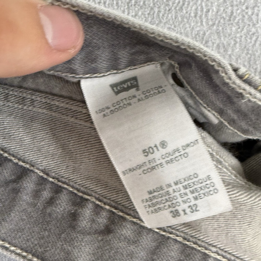 Levis 501 Original Straight Leg Jeans Mens 34x29 Light Grey Button Fly Denim - Picture 9 of 12